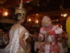 Bangkok-Wahn-Fah-boat-dances-6.jpg (85kb)