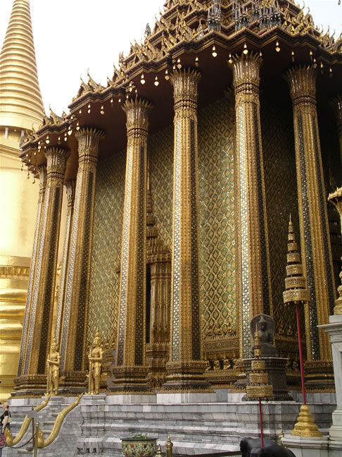 images/Grand_Palace_Phra_Mondop_5.jpg