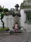 Wat-Pho-Sissy.jpg (72kb)
