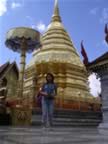Doi-Suthep-Temple-Sissy-4.jpg (81kb)