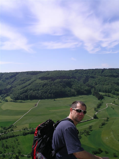 images/Hiking-Gerd.jpg