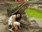 Phu-Dan-Tae-Temple-Aligator-Sissy.jpg (110kb)